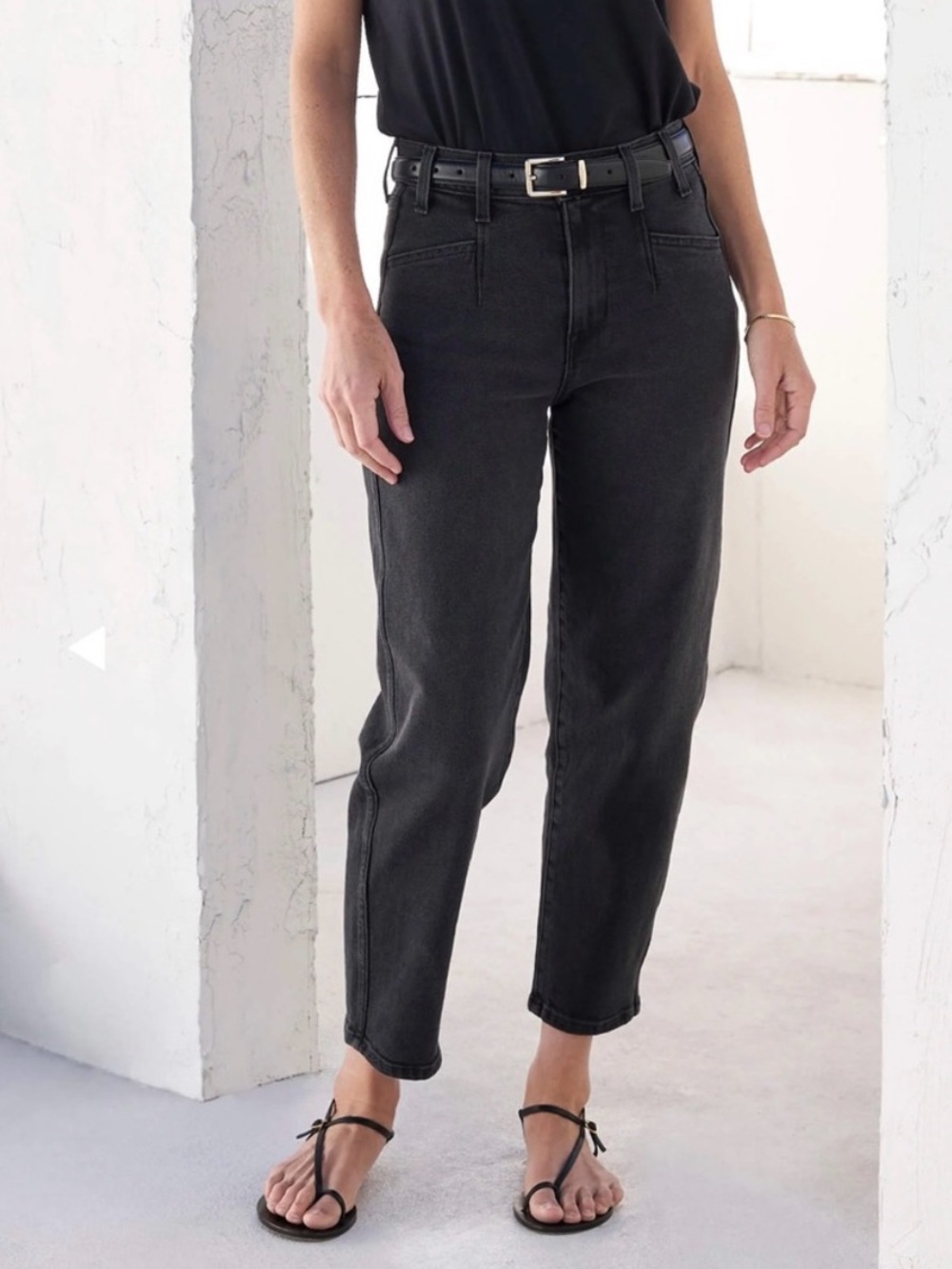 AYR The Beat Barrel Leg Jeans High Rise Crop in Washed Black Size 29